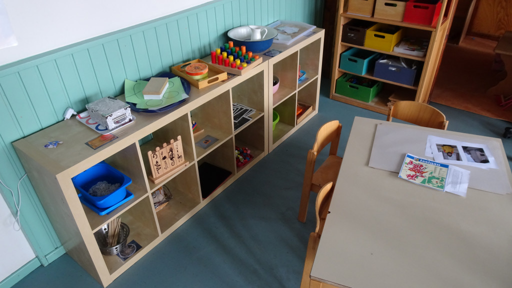 Montessori-Schrank